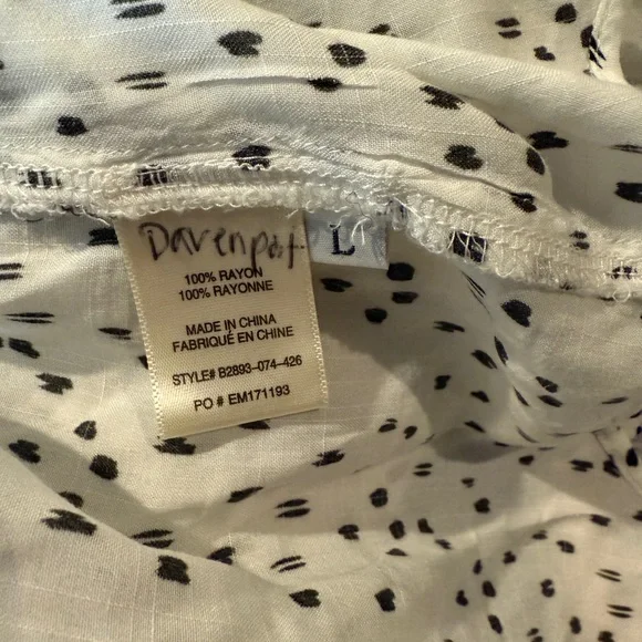 Bella Dahl Clean Front White and Black Dotted Button Down Shirt size Large - Picture 6 of 7